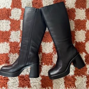 Steve Madden Fanatik Boot Size 9.5